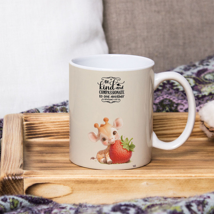 ماگ پادآفرین مدل زرافه و توت فرنگی کد 4617